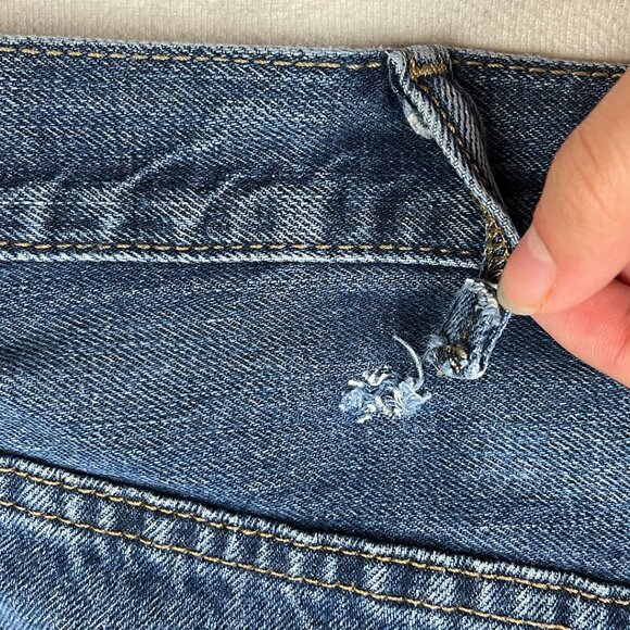 Levi's 569 Jean Shorts Jorts Blue Size 44 Medium Wash Denim High Rise Pockets - Picture 9 of 13